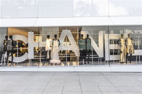 chanel rodeo drive opening hours|Chanel Largest Store in U.S. Opens on Rodeo Drive in Beverly .